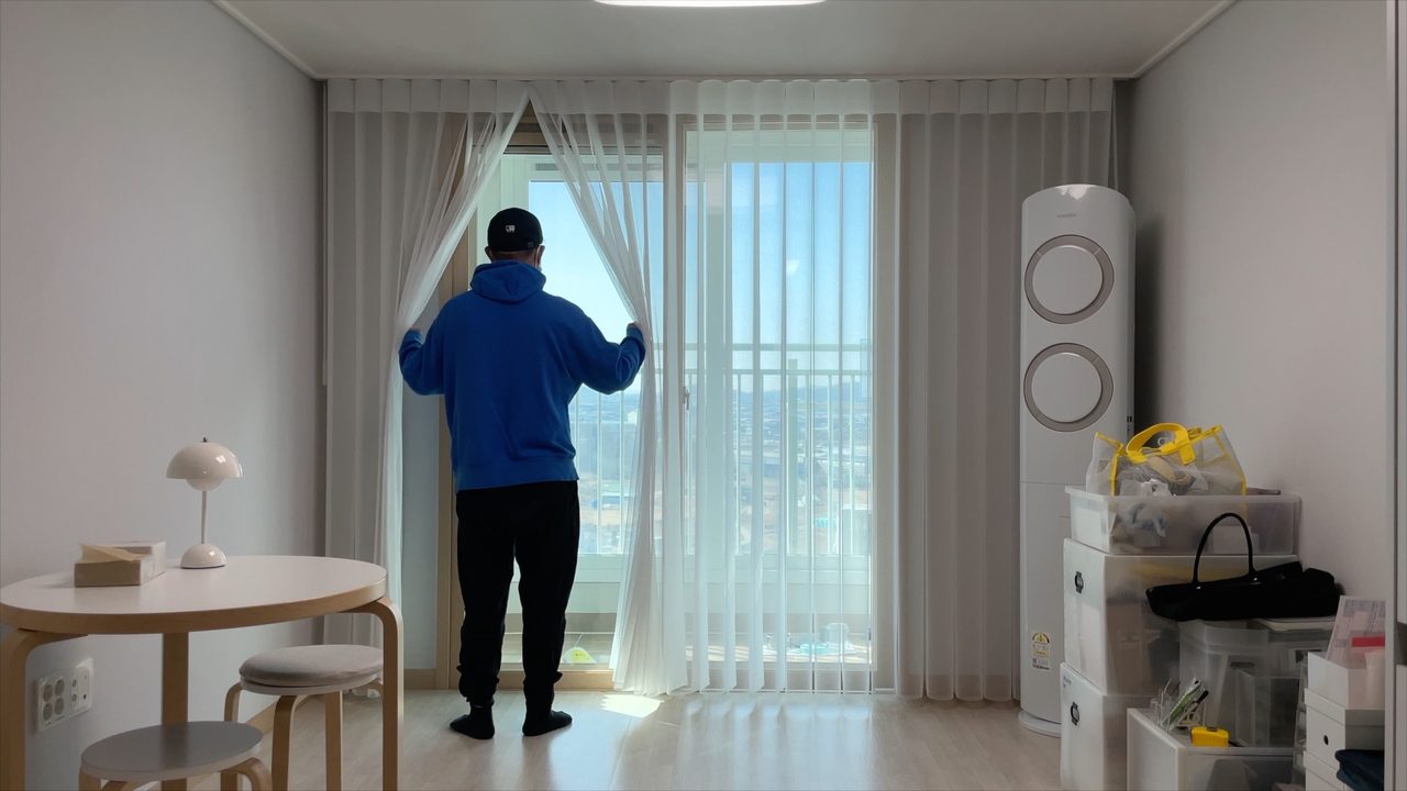 김포시 마송 LH3단지 유니슬렛 커튼 화이트 플레인 시공 사례 — 영상으로 확인해보세요~