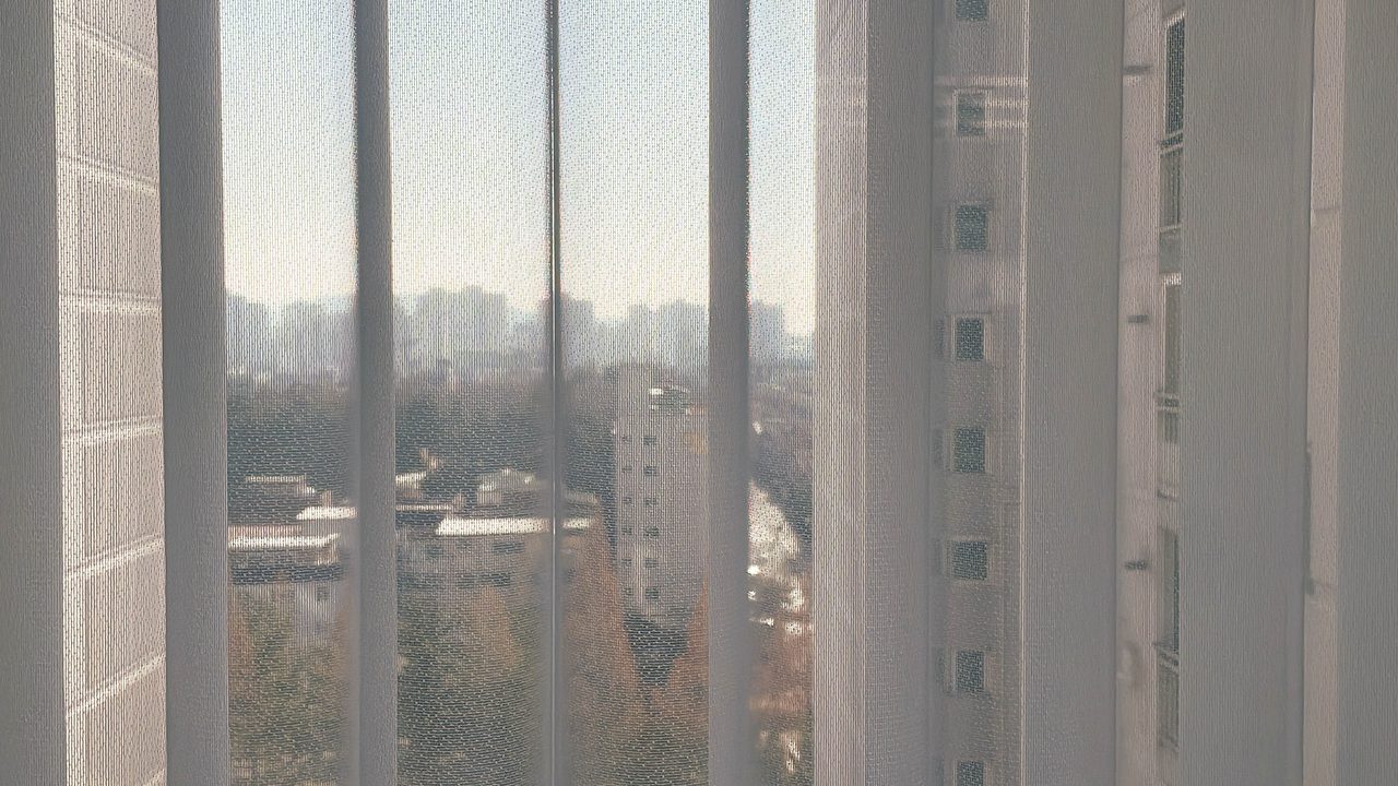 송파구 문정 푸르지오 유니슬렛 커튼 화이트 플레인 시공 사례 — 화이트 컬러는 집 안을 밝고, 부드럽게