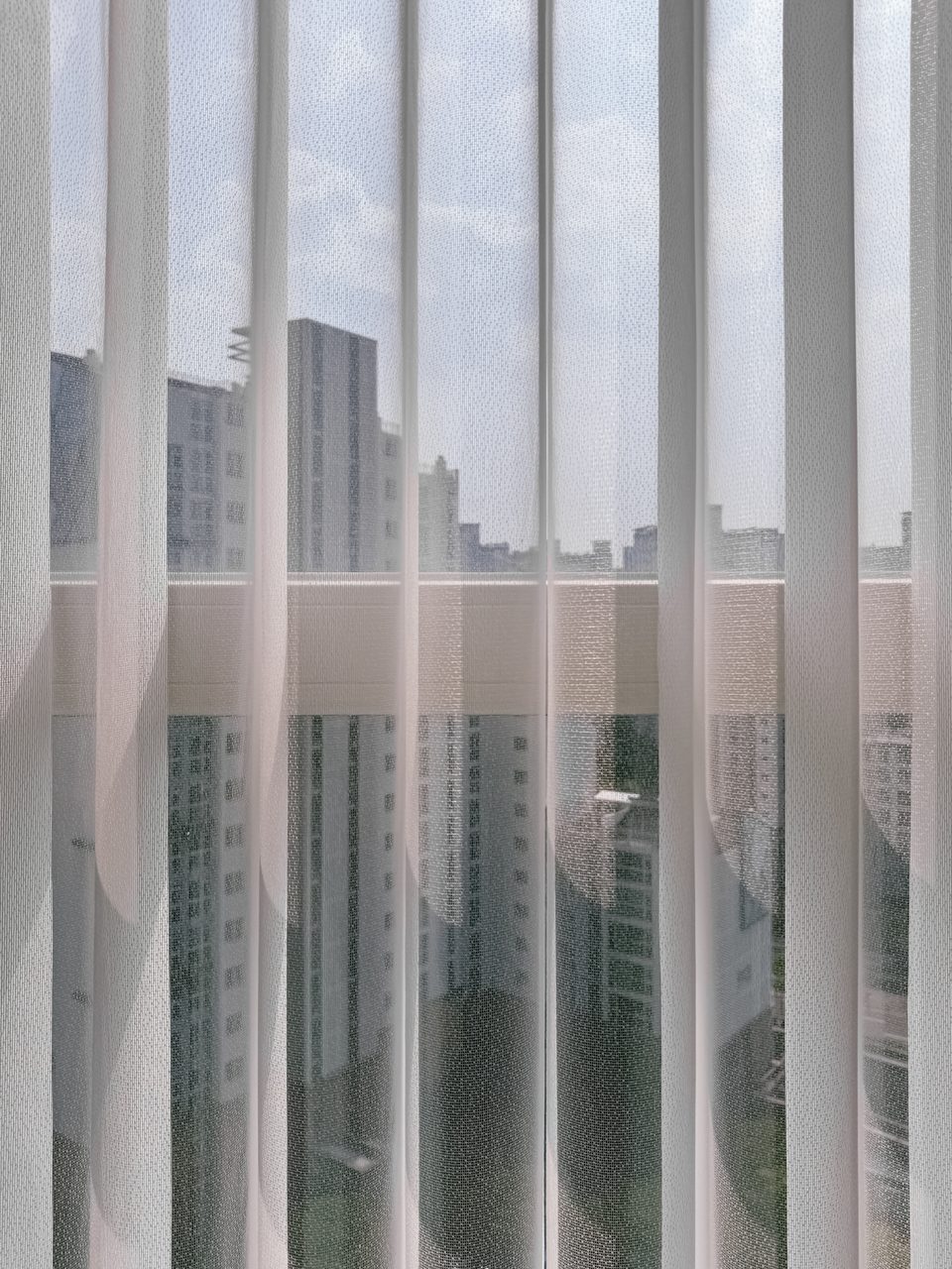 분당 봇들9단지 금호어울림 유니슬랫 커튼 화이트, 소프트화이트, W그레이 컬러 써니케임홈 시공사례 유니슬렛 커튼 — 풀 채광 / 45도 각도 조절 / 사생활 보호