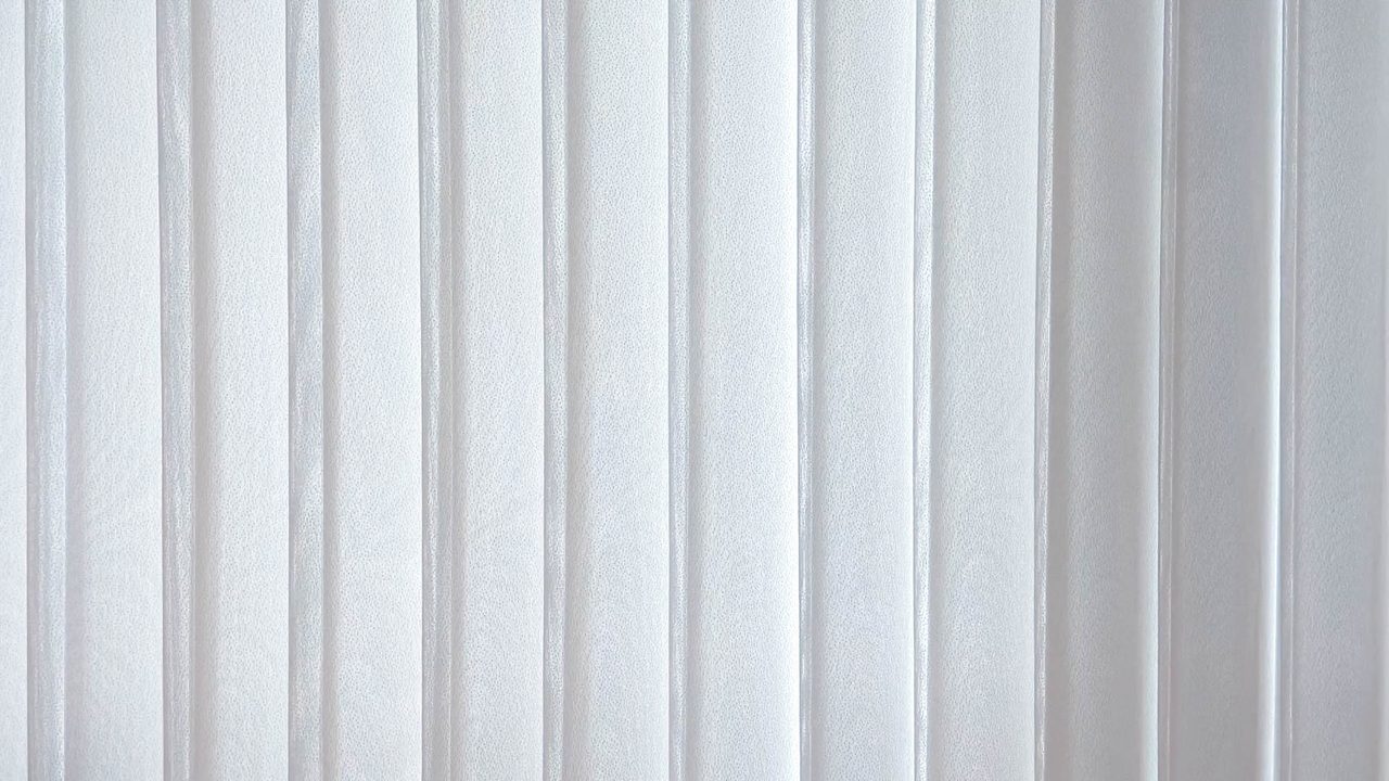 강동구 리앤파크 아파트2층 유니슬렛 커튼 시공사례 — 또한 화이트 컬러를 선택한다고 해도
