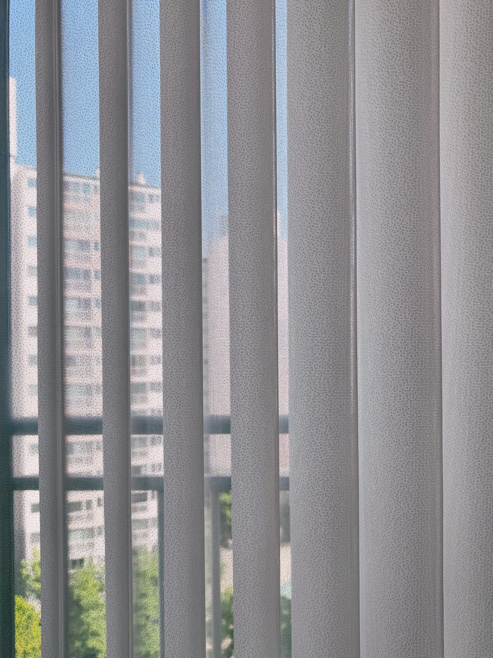 노원구 수락파크빌 유니슬렛 슬림 커튼, 쉬폰 커튼 써니케임홈 시공사례 — 풀 채광 모습